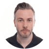 Headshot of henrik holmboe